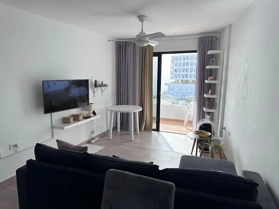 Beautiful Apartment In South Tenerife - Pearly Grey Hotel カジャオ・サルバヘ