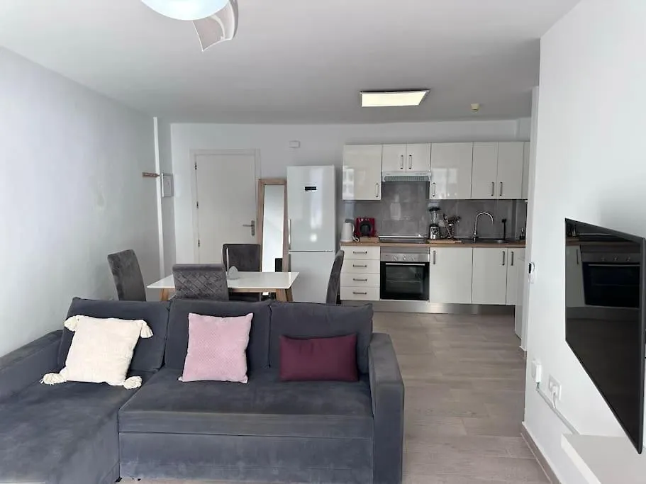 Beautiful Apartment In South Tenerife - Pearly Grey Hotel カジャオ・サルバヘ